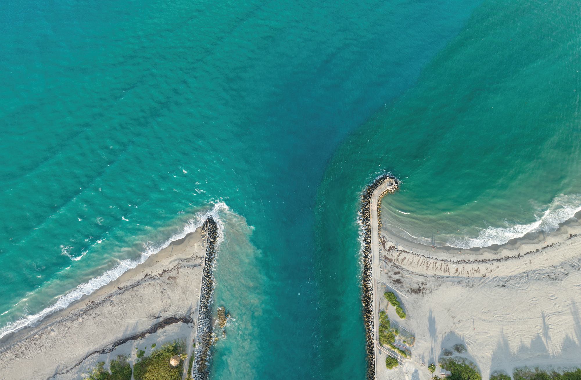 The Jupiter Inlet jetties from above