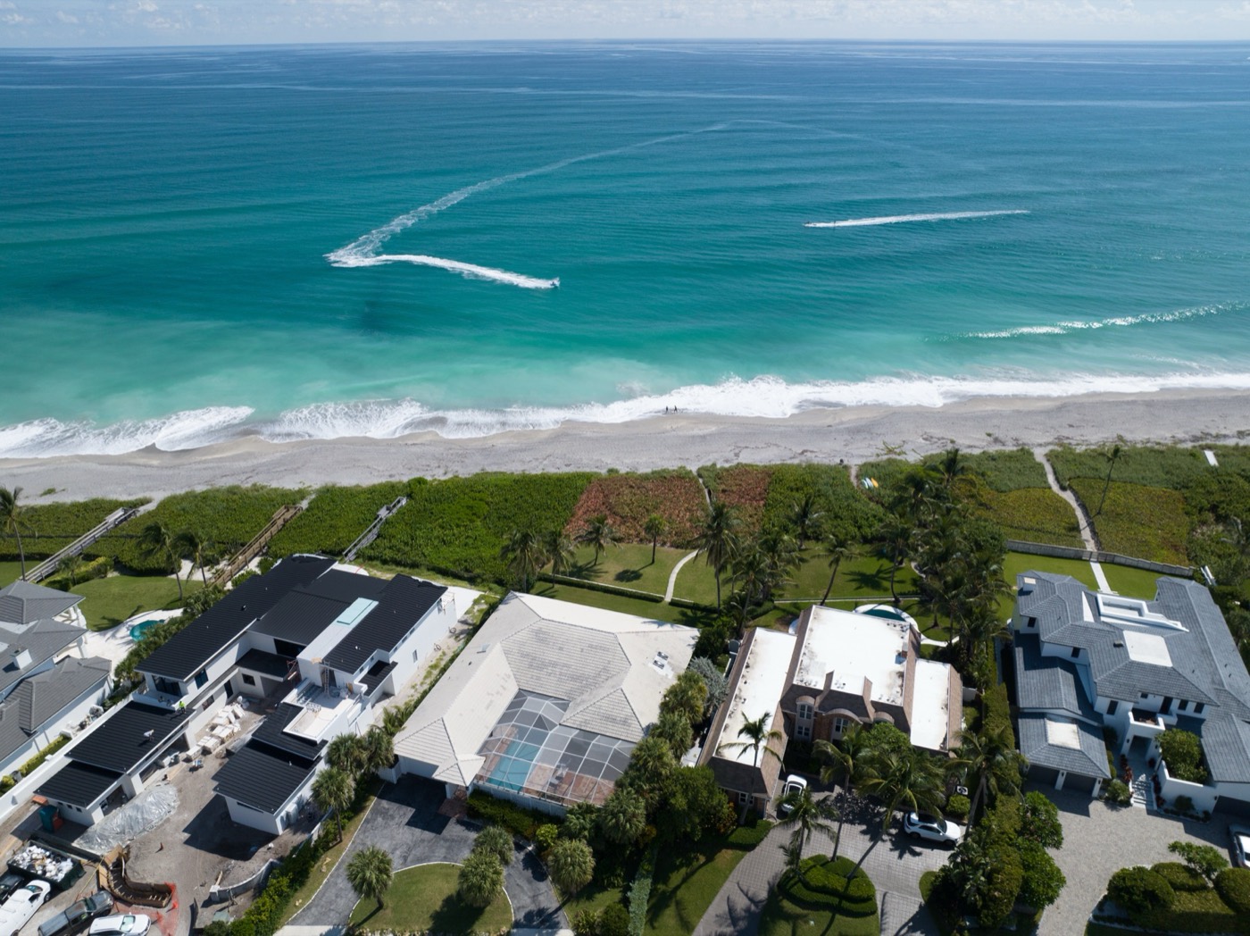 Waves and the dune line