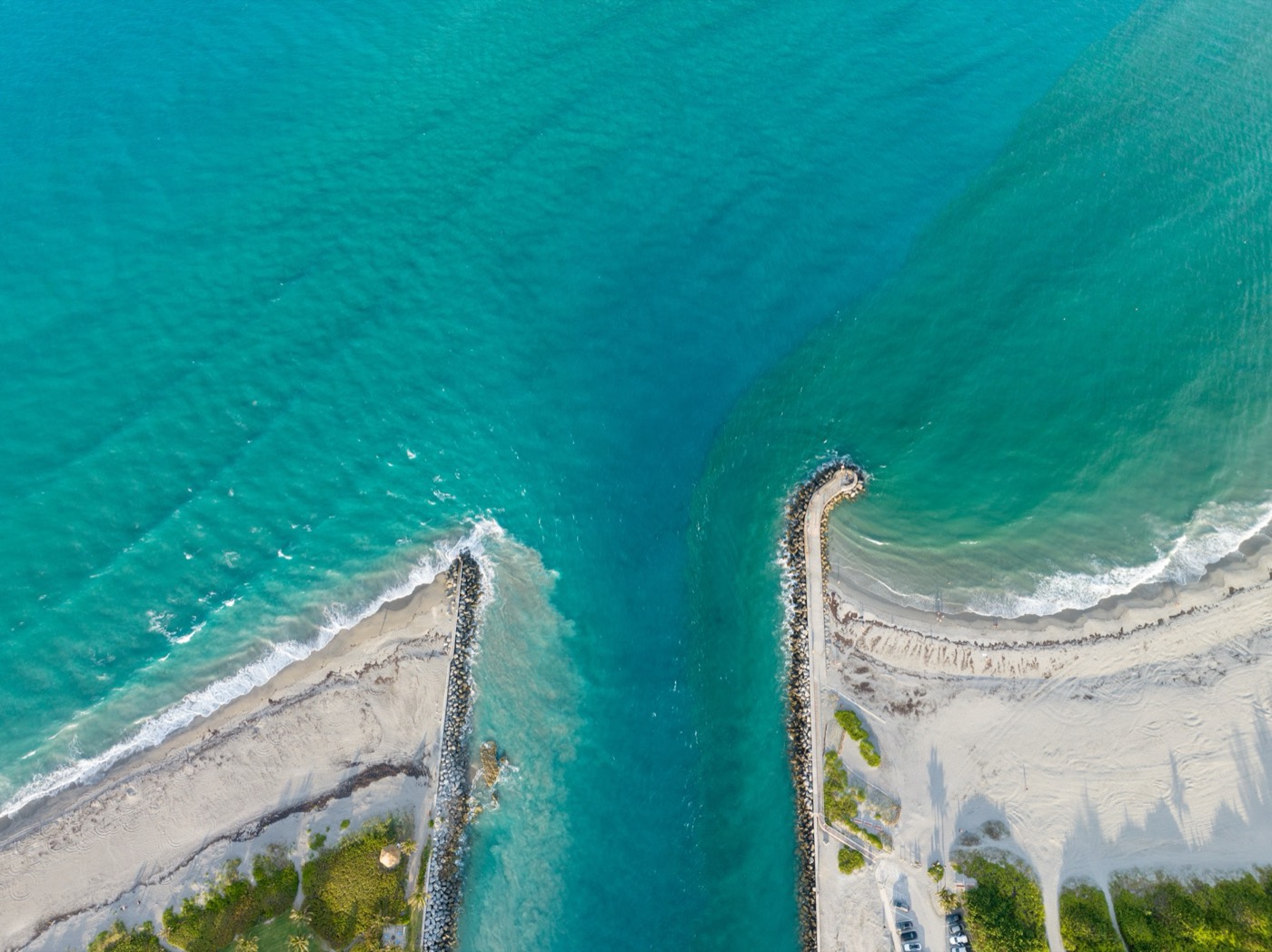 Jupiter Inlet, both jetties