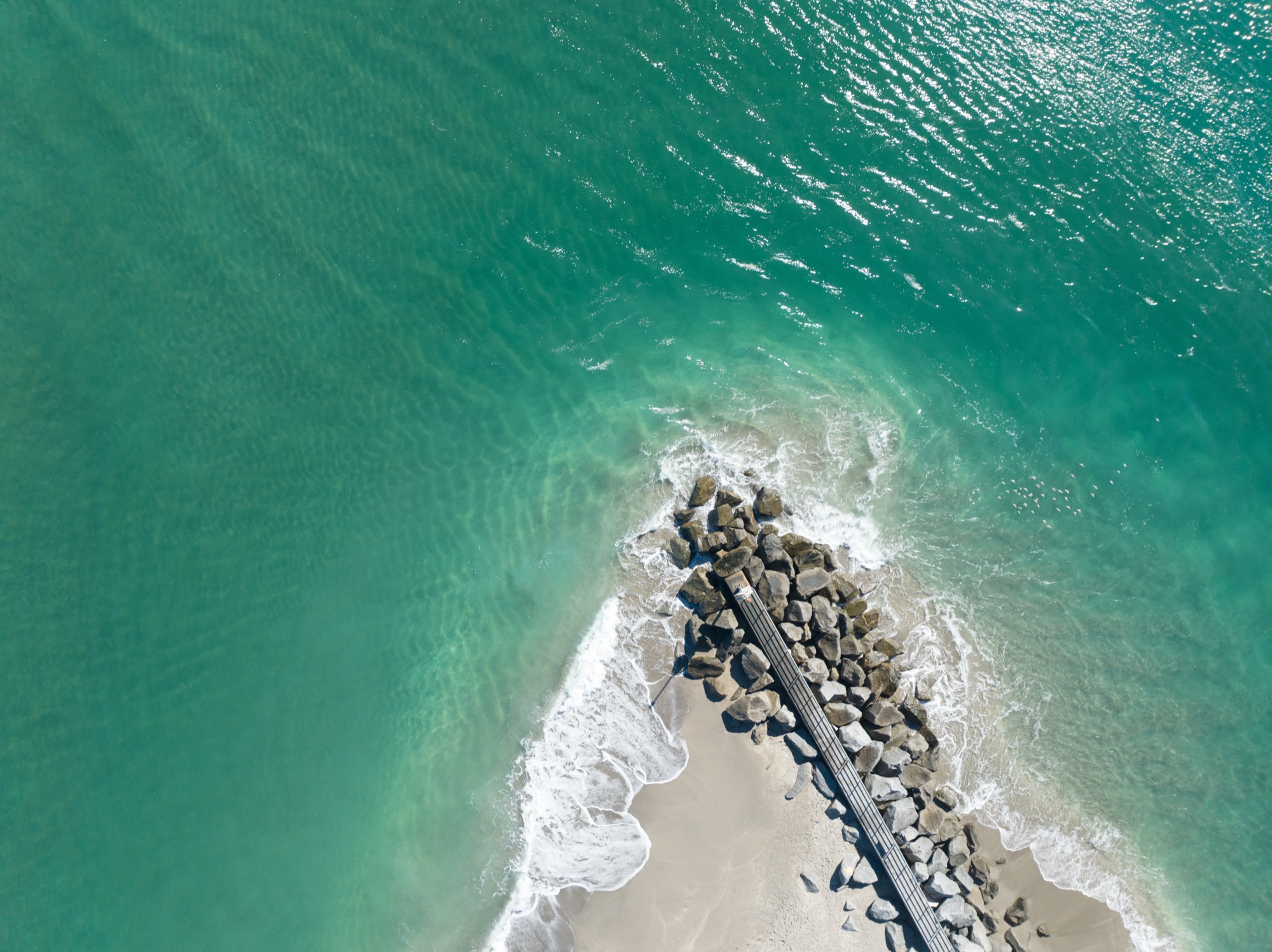 The inlet jetty